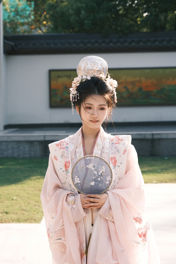 宿舍 · 喜剧